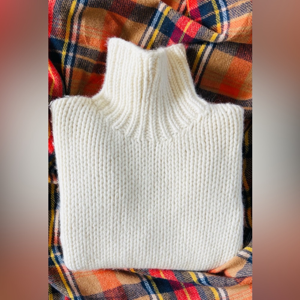 Nicole Farhi Vintage Angora Sweater Medium - Picture 2 of 7